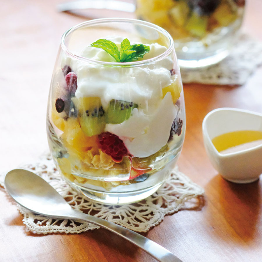 麗花を使ったヨーグルトトライフル