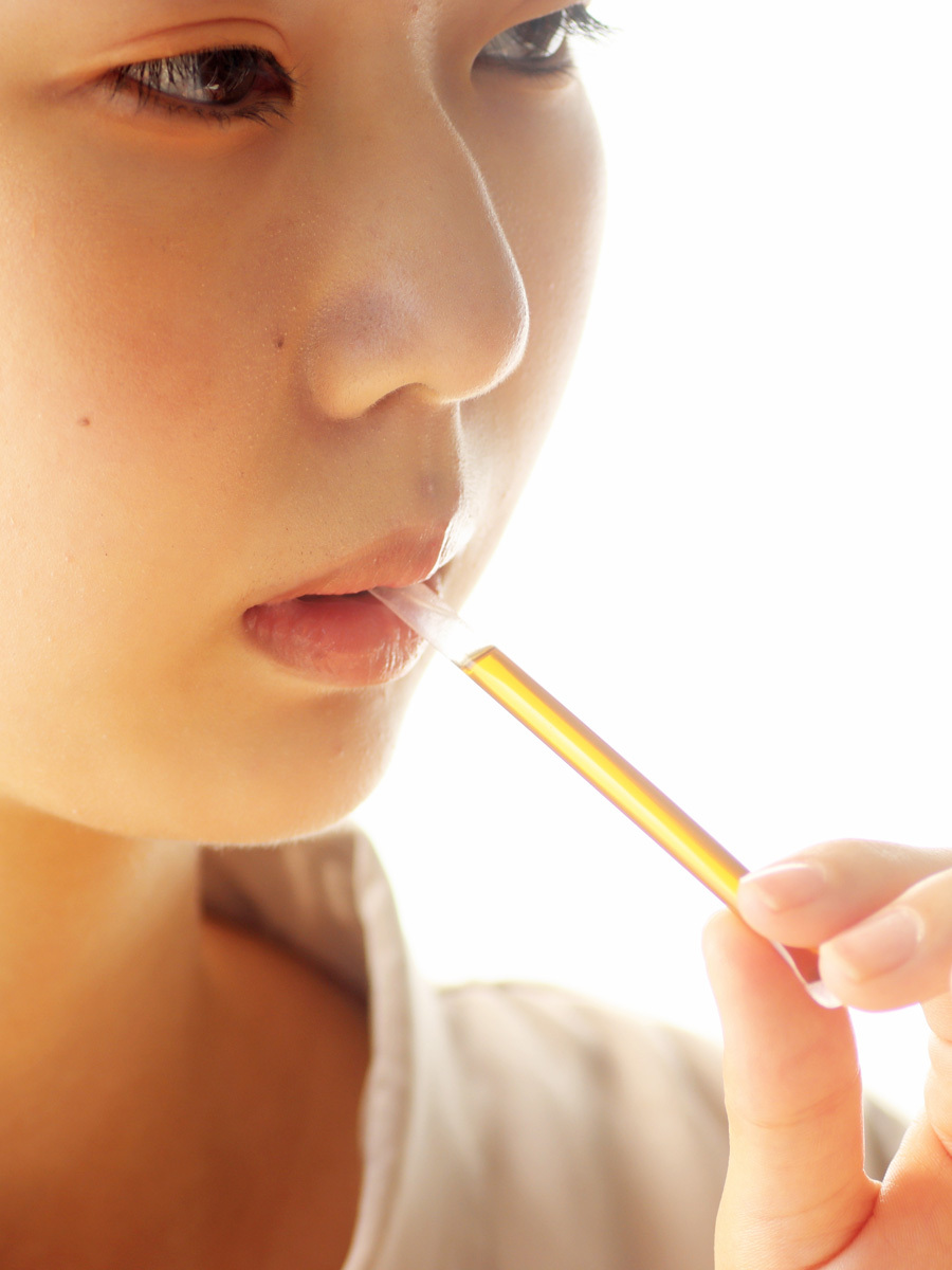 喉にやさしいスティックハニー